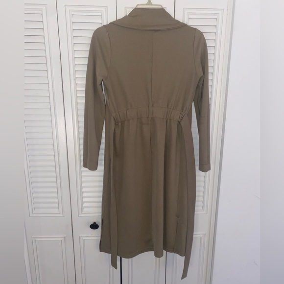 Lightweight Trench Coat - Picture 2 of 4